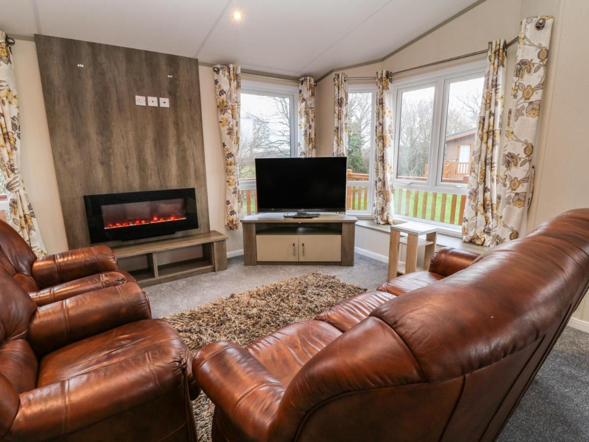 Braeburn Lodge Winkleigh ภายนอก รูปภาพ