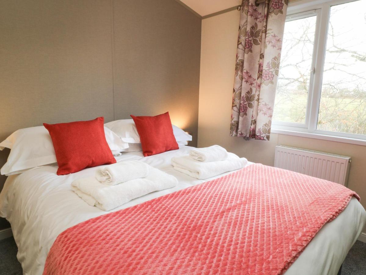 Braeburn Lodge Winkleigh ภายนอก รูปภาพ