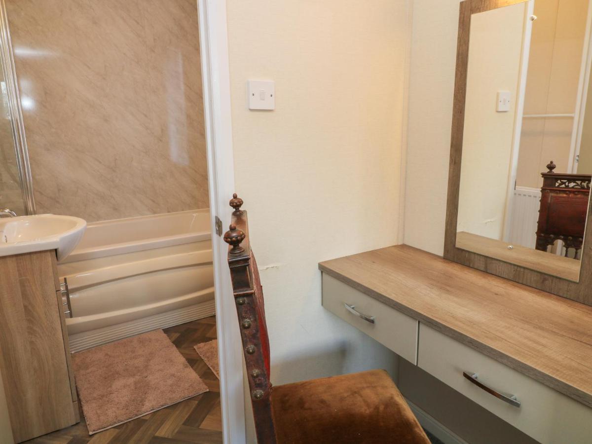 Braeburn Lodge Winkleigh ภายนอก รูปภาพ